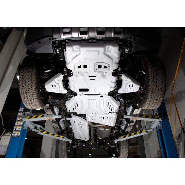 חבילת RIVAL Iron Armor Kit - קיט הגבהה ומיגון -לנד קרוזר 250 החדש