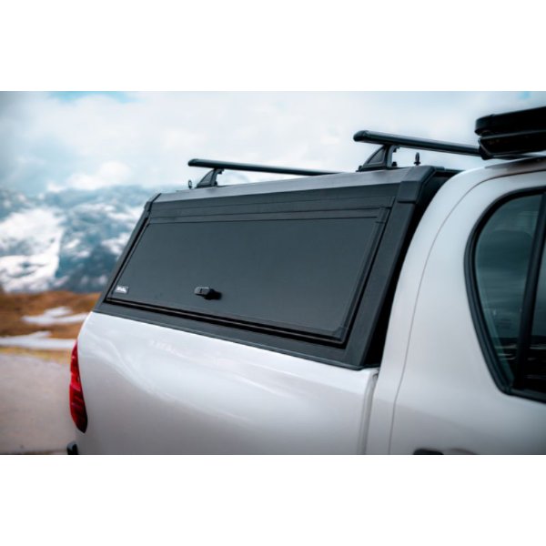 RIVAL Aluminum Canopy — סגירת ארגז אלומיניום לטויוטה היילקס 2015+